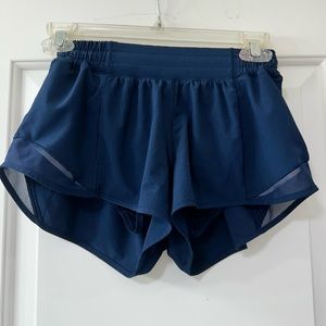 LULULEMON Hotty Hot low-rise 2.5” shorts